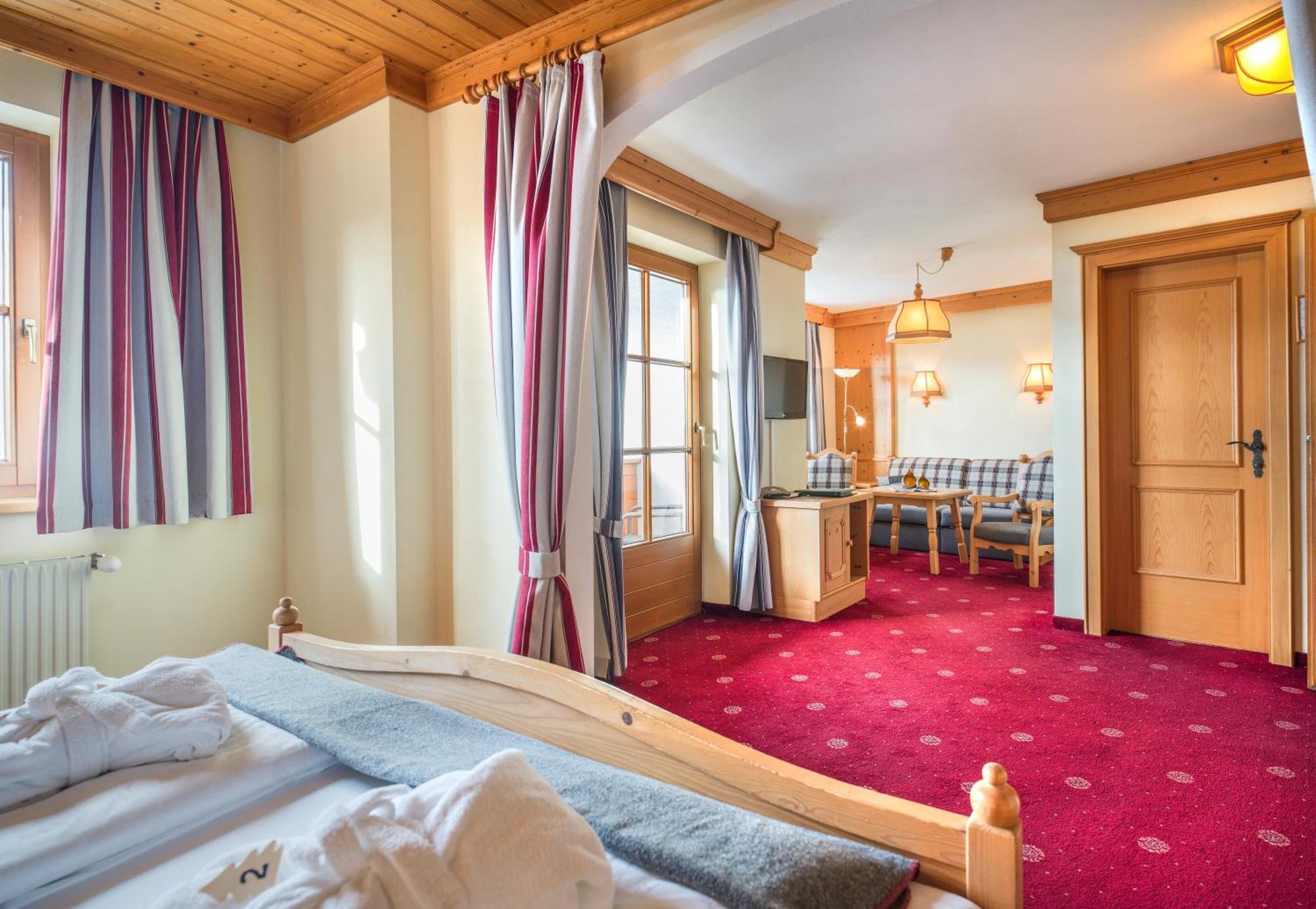 Hotel Haeuserl Im Wald Mariapfarr Dış mekan fotoğraf